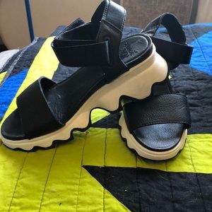 Sorel Kinetic Sandals